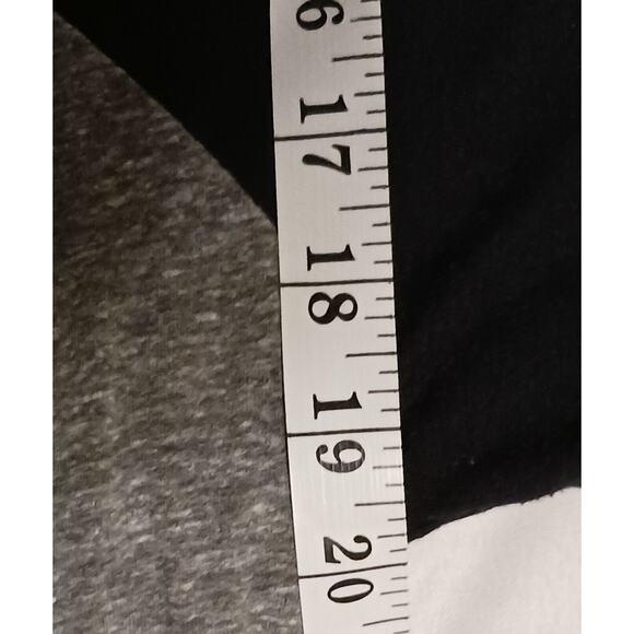 Torrid Classic Fit Day of the Dead Ladies Sz 0 Black 3/4 Sleeve Raglan T-Shirt - Picture 6 of 9